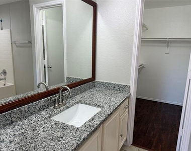 10239 Blackjack Oaks Drive - Photo Thumbnail 16
