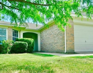 1308 Wenatchee Drive - Photo Thumbnail 1