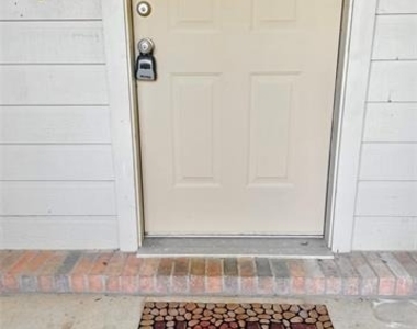 1308 Wenatchee Drive - Photo Thumbnail 5