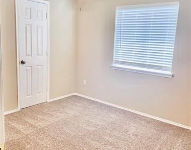 1308 Wenatchee Drive - Photo Thumbnail 19
