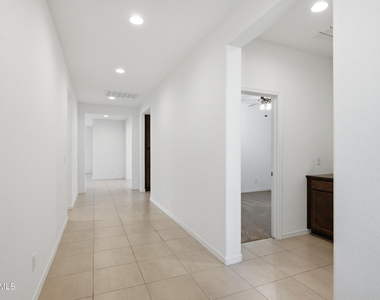 3810 N 101st Drive - Photo Thumbnail 1