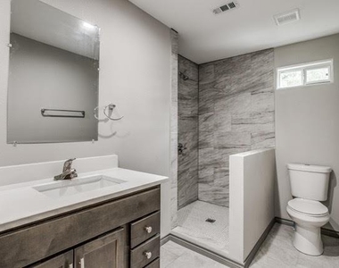 3324 Inwood Road - Photo Thumbnail 6