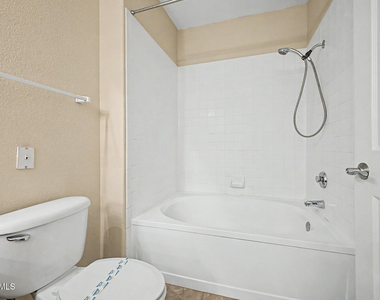 15095 N Thompson Peak Parkway - Photo Thumbnail 20