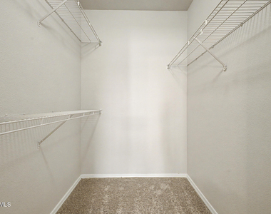 15095 N Thompson Peak Parkway - Photo Thumbnail 16