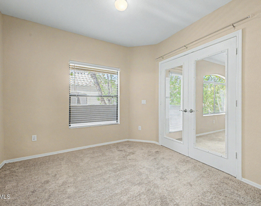 15095 N Thompson Peak Parkway - Photo Thumbnail 17