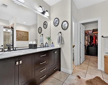 38 Lone Oak Boulevard - Photo Thumbnail 15