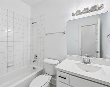 1506 Calcot Lane - Photo Thumbnail 26