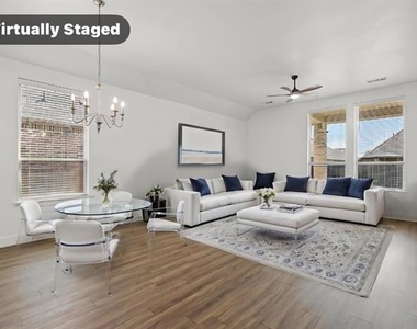 1506 Calcot Lane - Photo Thumbnail 1