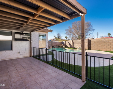 1638 E Barbarita Avenue - Photo Thumbnail 27