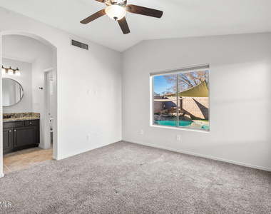 1638 E Barbarita Avenue - Photo Thumbnail 14