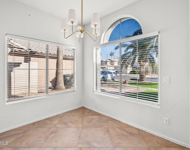 1638 E Barbarita Avenue - Photo Thumbnail 11