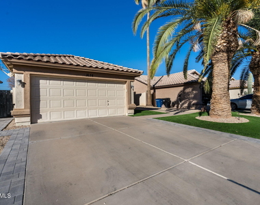 1638 E Barbarita Avenue - Photo Thumbnail 1