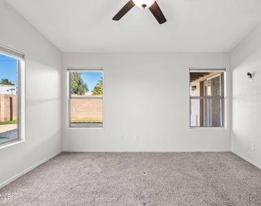 1638 E Barbarita Avenue - Photo Thumbnail 16