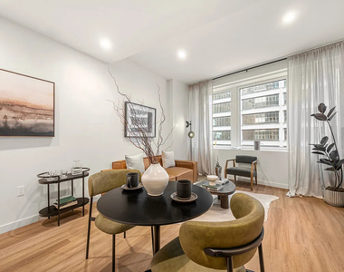 180 Pearl Street - Photo Thumbnail 1