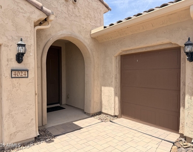 4024 N Cottonwood Drive - Photo Thumbnail 2