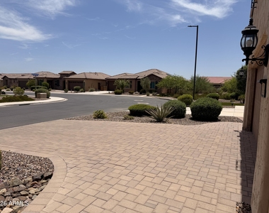 4024 N Cottonwood Drive - Photo Thumbnail 4