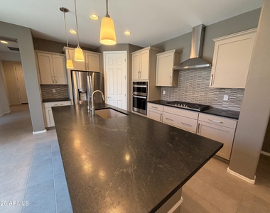4024 N Cottonwood Drive - Photo Thumbnail 20