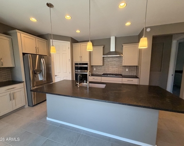4024 N Cottonwood Drive - Photo Thumbnail 19