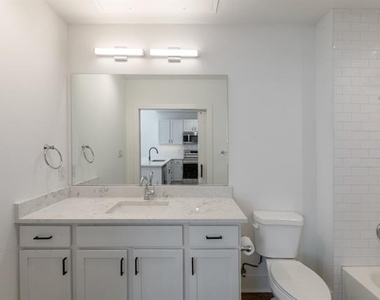 617 N Tyler Street - Photo Thumbnail 6