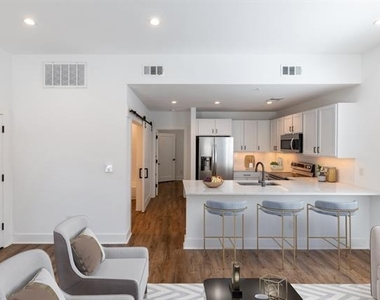 617 N Tyler Street - Photo Thumbnail 3