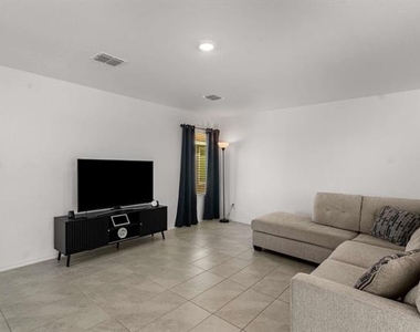 222 Harvest Street - Photo Thumbnail 2