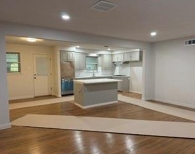 2615 Southwood Drive - Photo Thumbnail 4