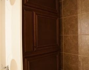 1817 Berrywood Drive - Photo Thumbnail 14