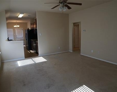 1817 Berrywood Drive - Photo Thumbnail 6