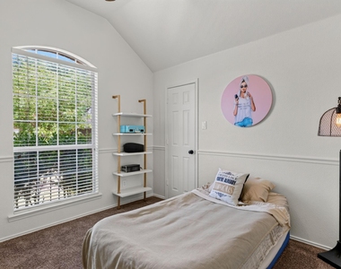 9383 Homestead Lane - Photo Thumbnail 16