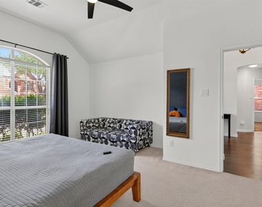 9383 Homestead Lane - Photo Thumbnail 13