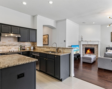 9383 Homestead Lane - Photo Thumbnail 7