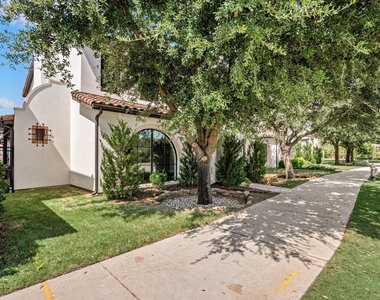 2850 Lakeside Parkway - Photo Thumbnail 2