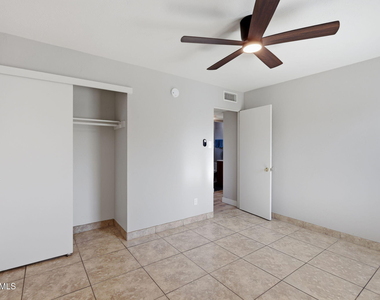 1921 E Osborn Road - Photo Thumbnail 17