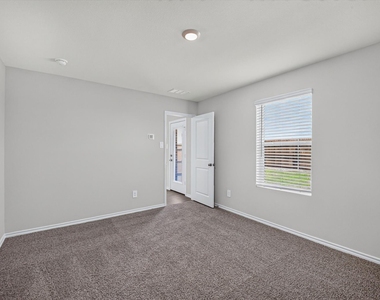 1813 Potomac Lane - Photo Thumbnail 8