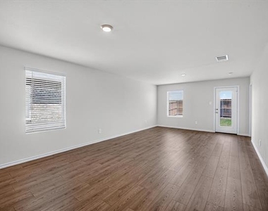 1813 Potomac Lane - Photo Thumbnail 1