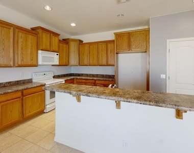 27372 N 90th Lane - Photo Thumbnail 15