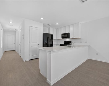 914 Sandhill Crane Lane - Photo Thumbnail 4