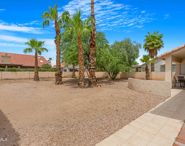 24810 S Foxglenn Drive - Photo Thumbnail 31