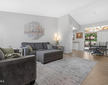 24810 S Foxglenn Drive - Photo Thumbnail 8