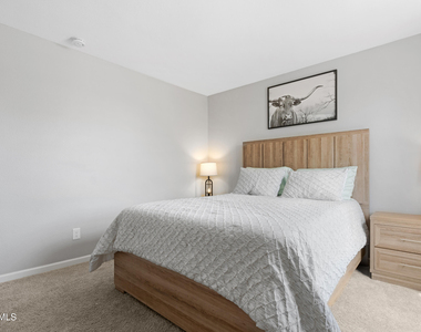 24810 S Foxglenn Drive - Photo Thumbnail 21