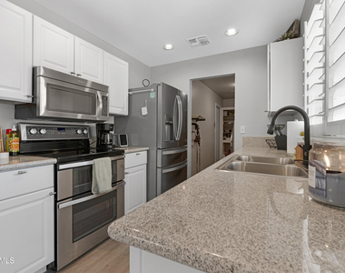 24810 S Foxglenn Drive - Photo Thumbnail 9