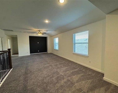 4056 Anglers Way - Photo Thumbnail 9