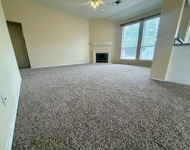 1611 Windcastle Drive - Photo Thumbnail 6