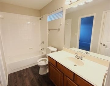 69 Cattail Pond Drive - Photo Thumbnail 23