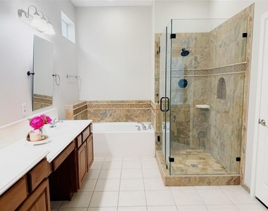 69 Cattail Pond Drive - Photo Thumbnail 16