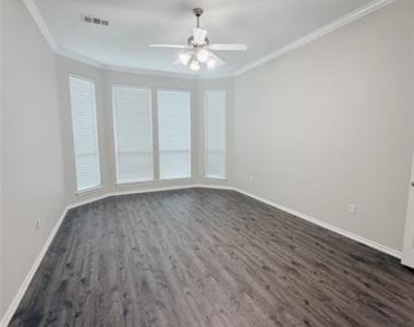 69 Cattail Pond Drive - Photo Thumbnail 12