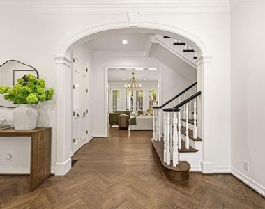 4020 Mcfarlin Boulevard - Photo Thumbnail 4