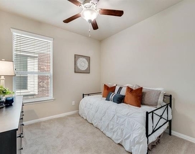 4416 Coney Island Drive - Photo Thumbnail 21