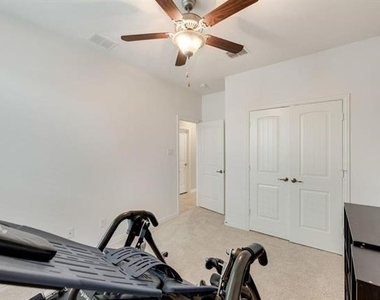 4416 Coney Island Drive - Photo Thumbnail 25