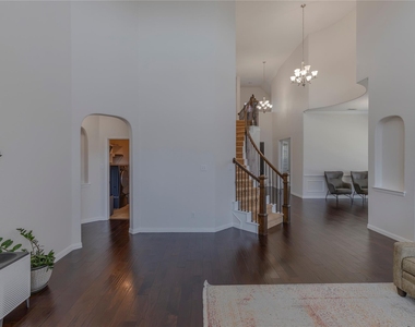 2504 Hammock Lake Drive - Photo Thumbnail 20